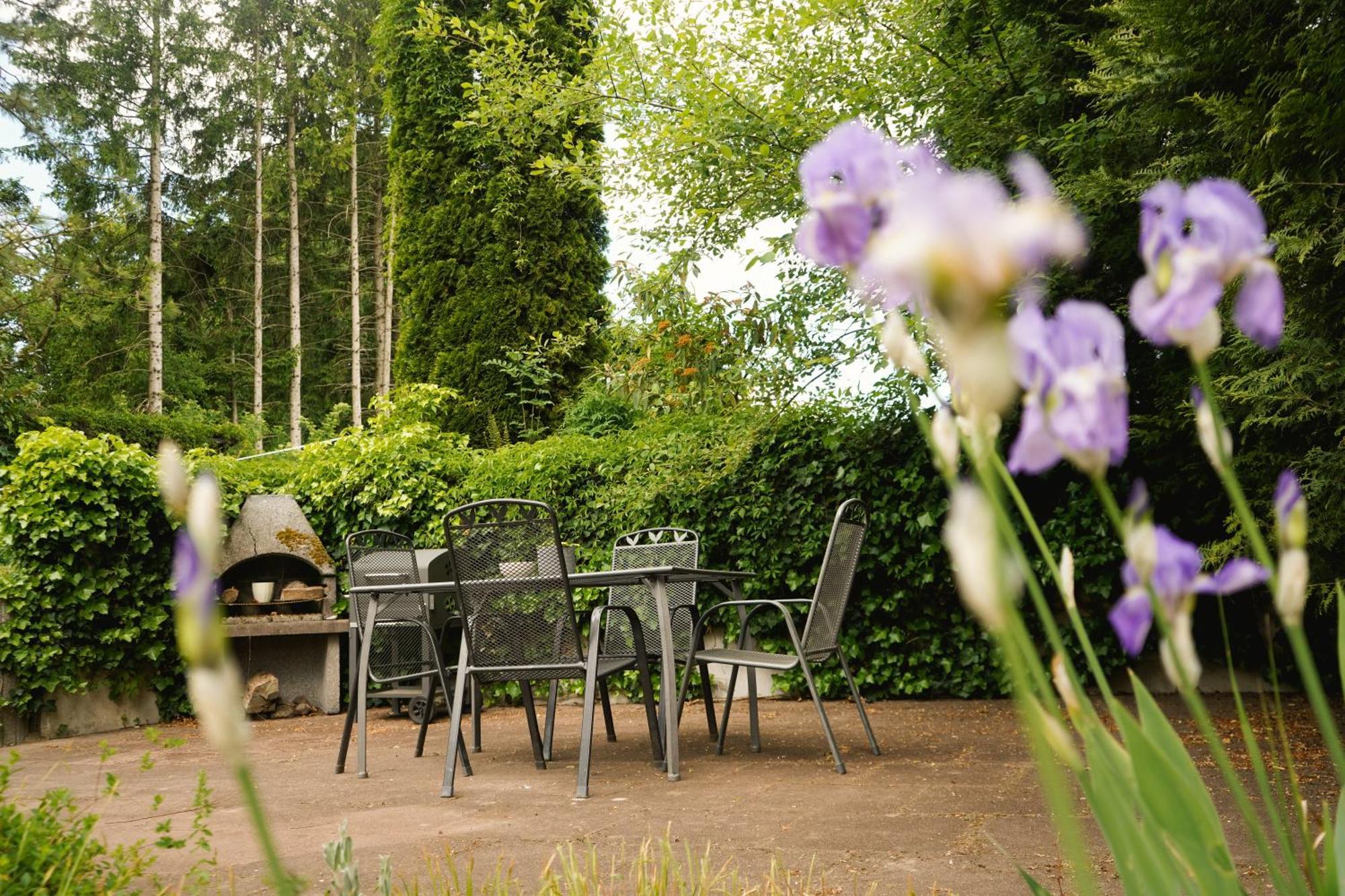 Idyllische Ferienwohnung Im Kalletal Esterno foto